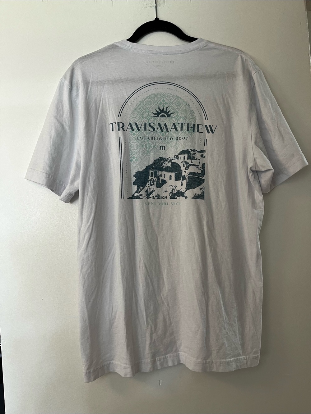 Travis Mathew | Graphic Tee Shirt